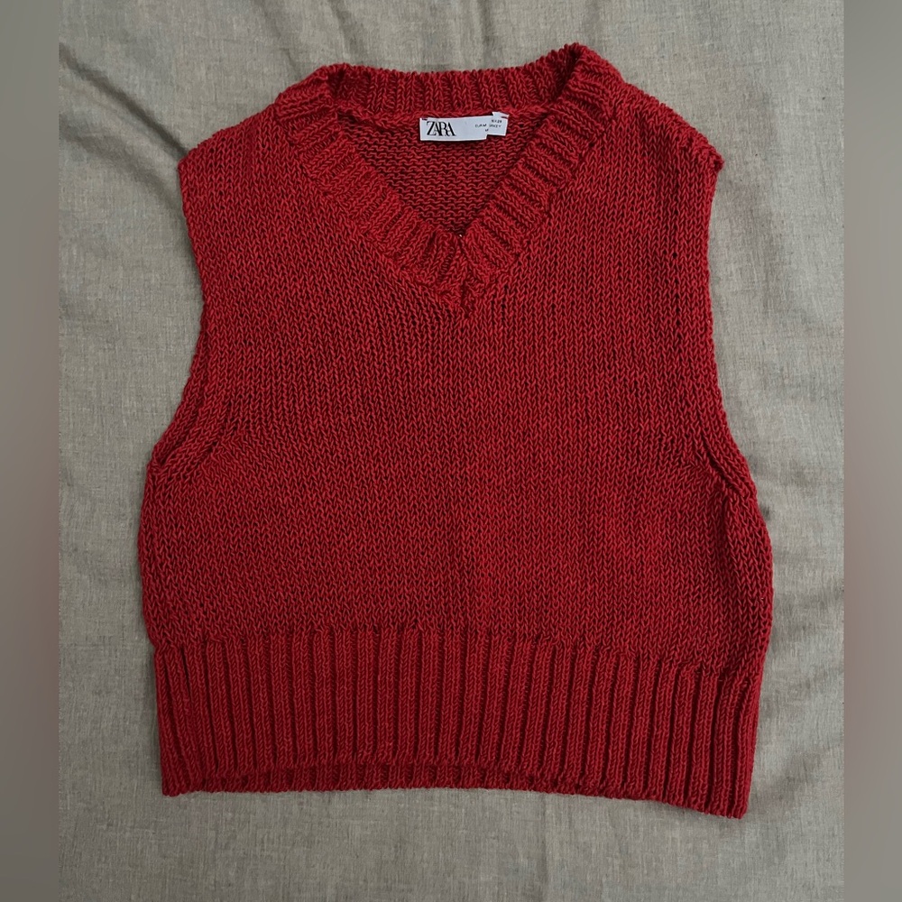 Zara Women's V-Neck Red Sweater Vest